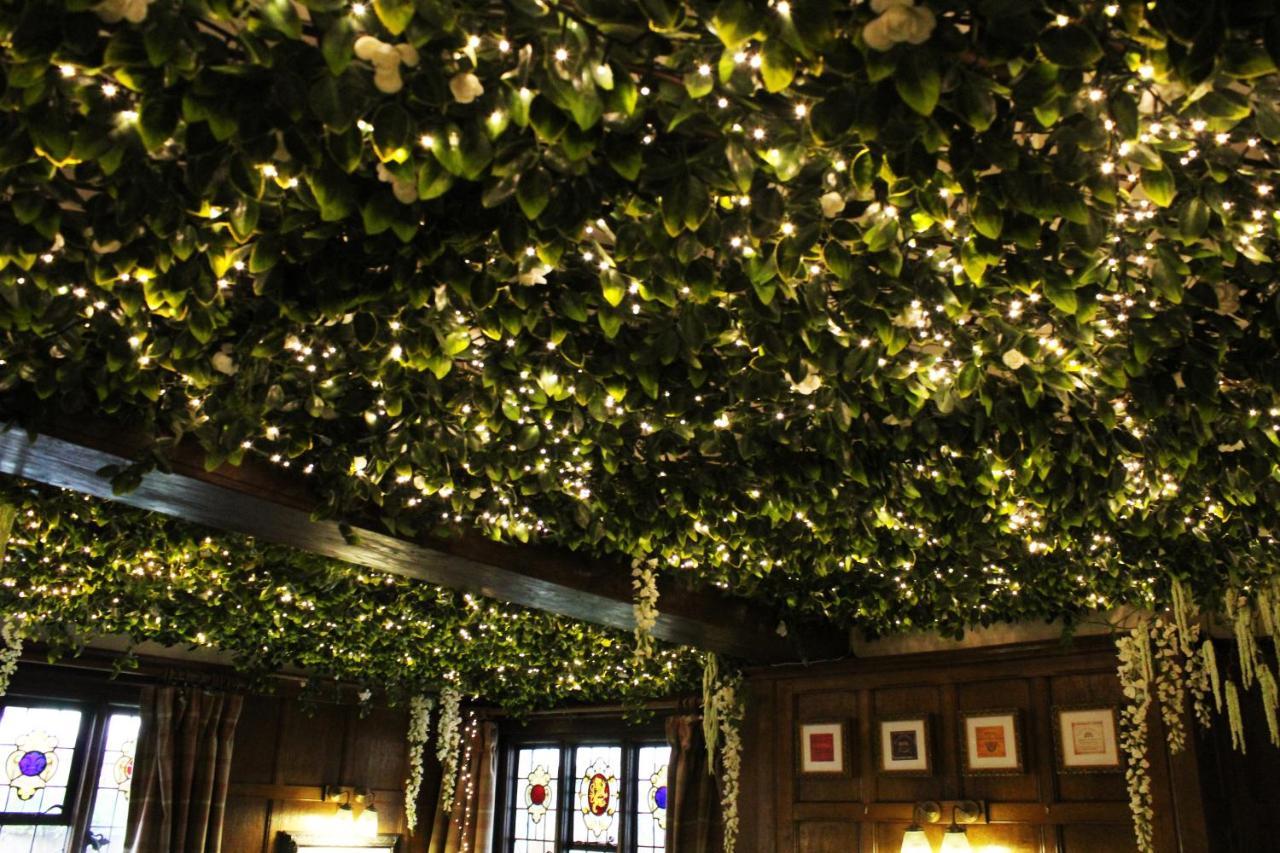 The Lion Hotel Buckden  Экстерьер фото